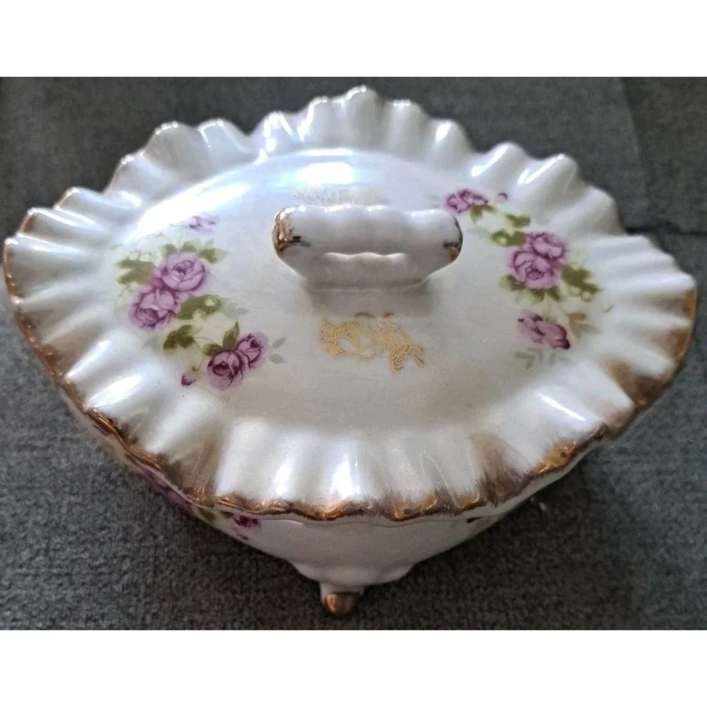 Vintage Footed Ruffled Covered Dresser/Vanity Bowl/Powder Box Rose Motif